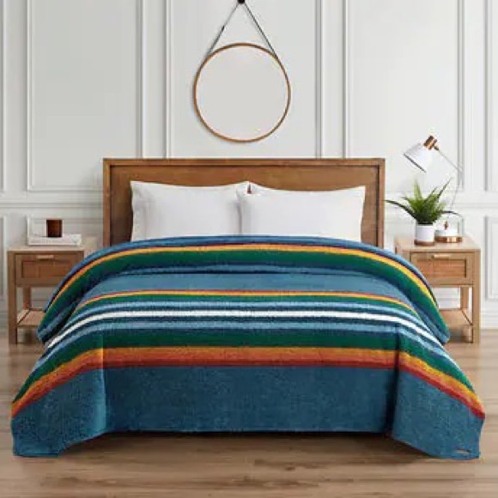 Pendleton Serape Stripes Sherpa Fleece Blanket King Size NWT - Picture 7 of 9